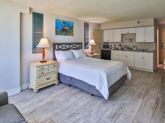 5th image of 1909 S Atlantic Ave #507