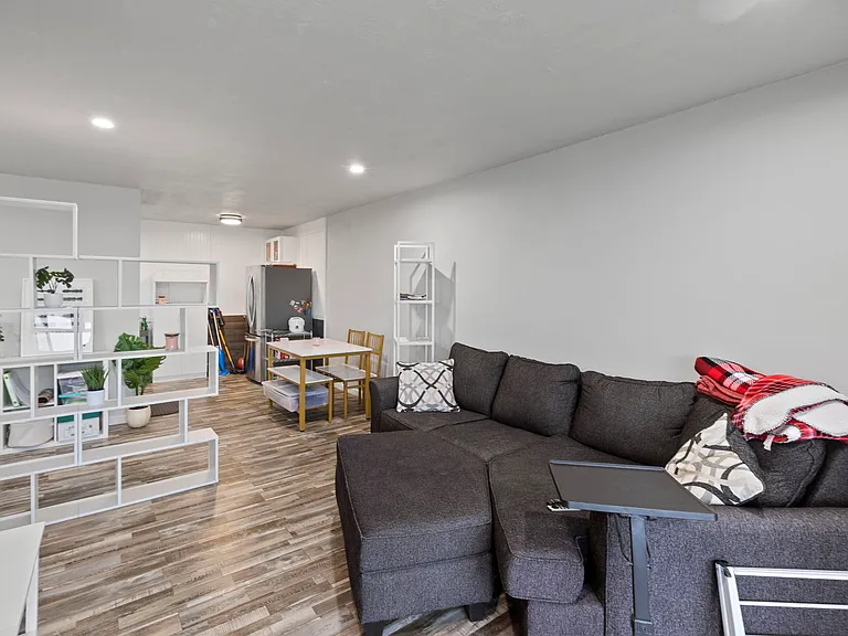 900 Saturn Dr #807 — Photo 13