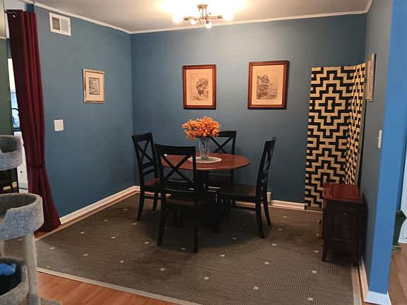 4th image of 48 Dover Walk #48