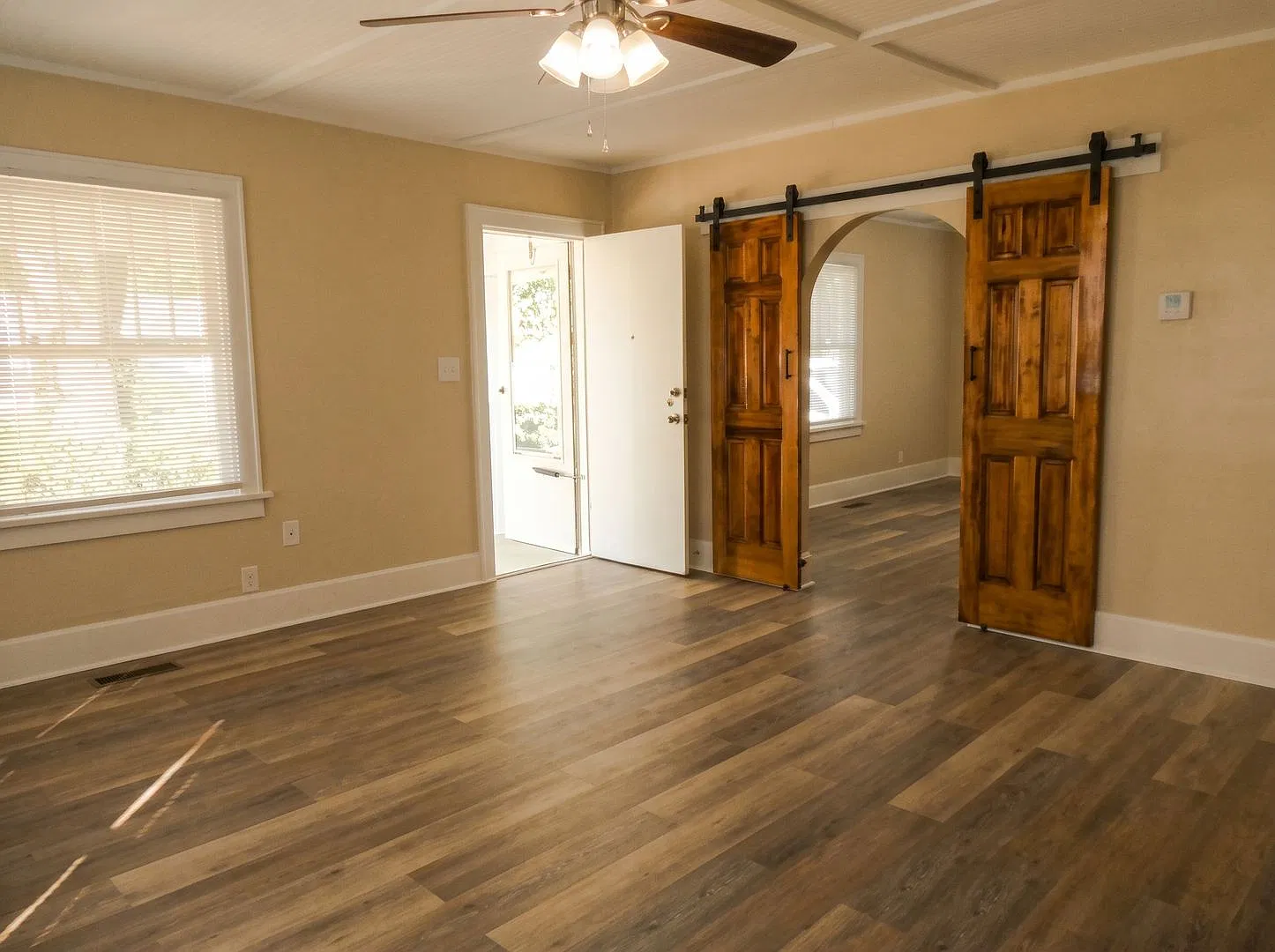 Charming 2-bedroom, 1-bath home in Springfield, MO — Photo 3