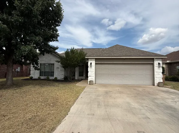 4230 Goodnight Trl, San Angelo, TX