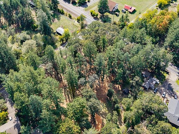 4th image of NW Valley View Dr #1101