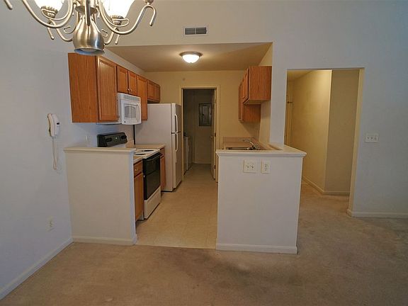 2nd image of 547 Arthur Ct APT 9