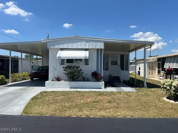 588 Daisy Dr, North Fort Myers, FL 33917