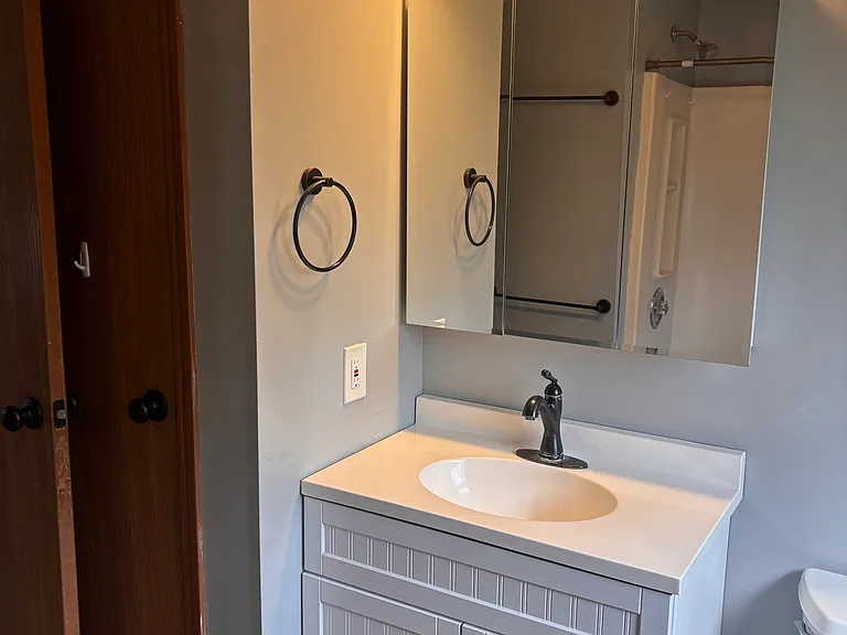 155B Pennsylvania Ave E — Photo 14