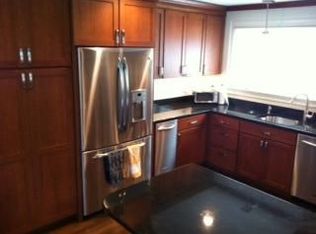 175 Florence St, Chestnut Hill, MA 02467
