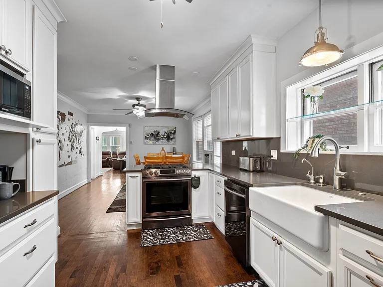 5507 N Artesian Ave #1 — Photo 9