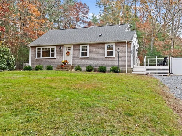 137 Spring St, Pembroke, MA 02359