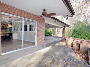 270 Poplar Ln, Gatlinburg, TN 37738