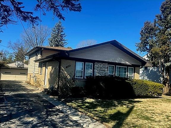 2nd image of 2024 Birch St
