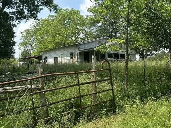 1031 Ridge Rd, Savannah, TN 38372