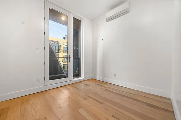 Rented by Reside New York | media 30