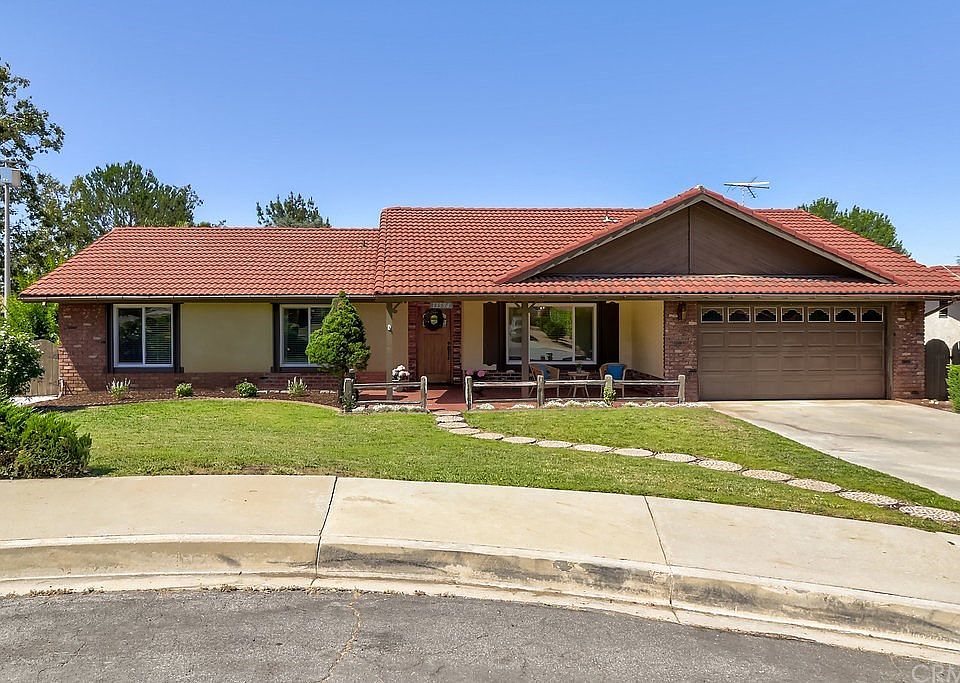 1st image of 13594 Pamela Ct