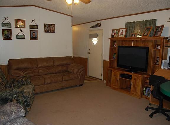 2nd image of 109 Bob White Ln
