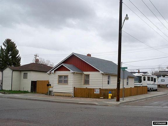3rd image of 939 McKinley Ave