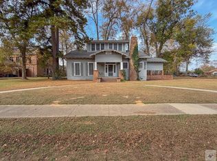 116 S Johnson St, De Kalb, TX 75559
