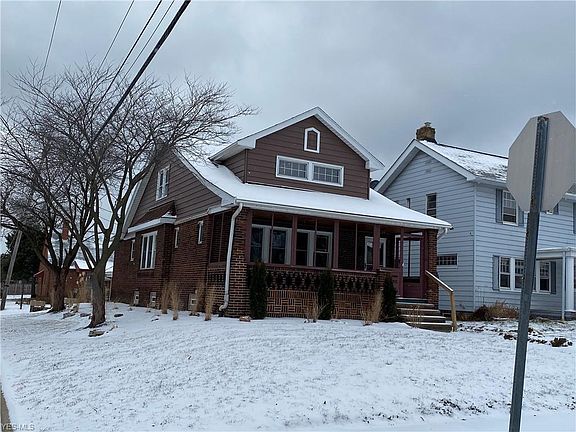 5th image of 310 E 194th St