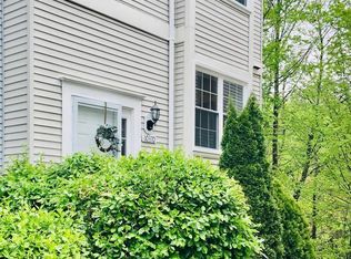 10370 Bridgetown Pl, Burke, VA 22015