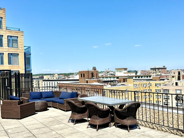 1440 N St NW #311 — Photo 13