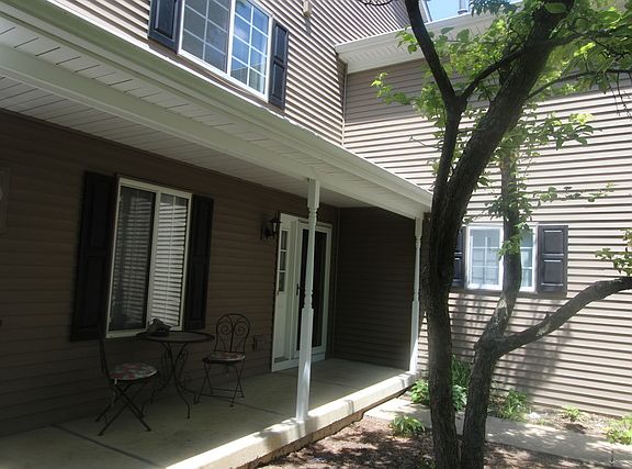 4th image of 452 Village Creek Dr #0