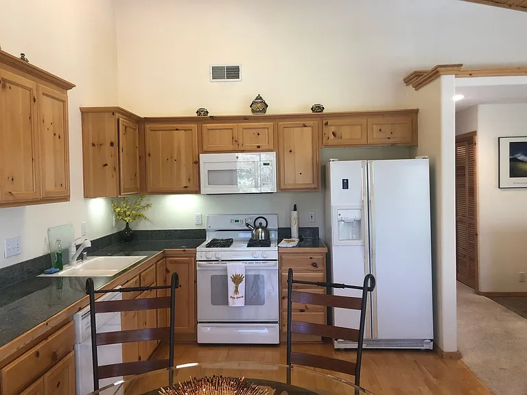 11333 Northwoods Blvd #3 — Photo 8