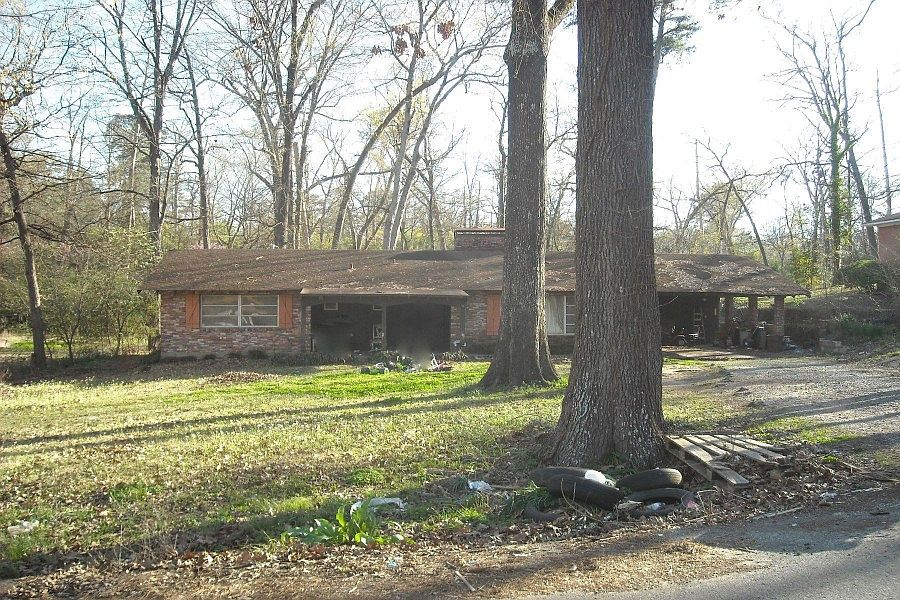 1st image of 4451 N Fairway Dr