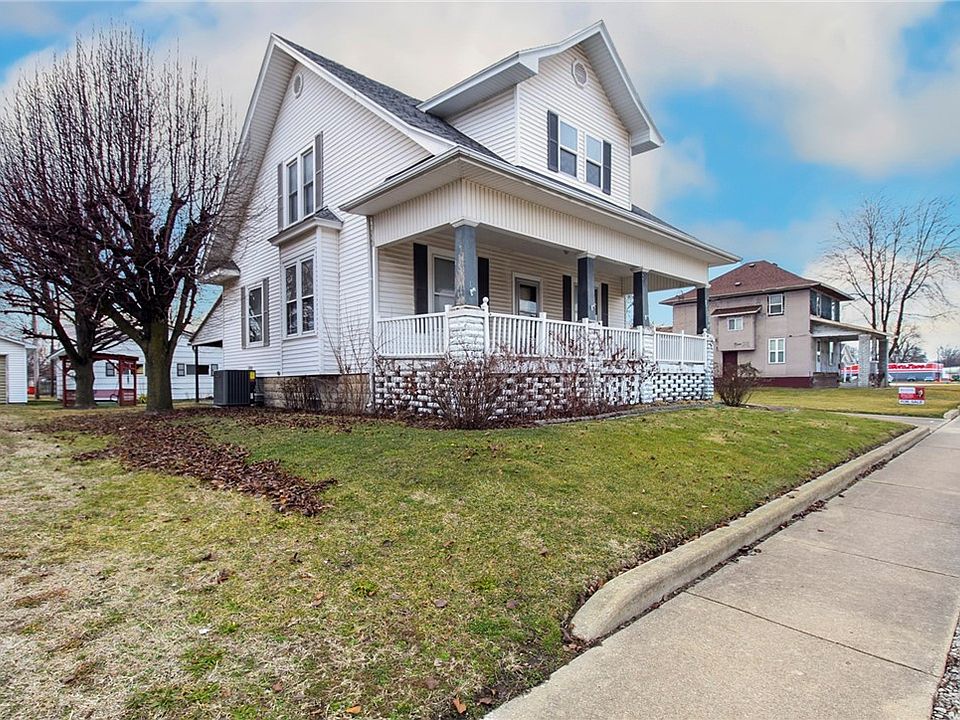 1009 Lake Land Blvd, Mattoon, IL 61938 Zillow