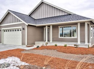 908 Whispering Meadows Ct, Nooksack, WA 98276
