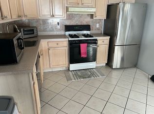 1094 Midland Ave #1, Bronxville, NY 10708