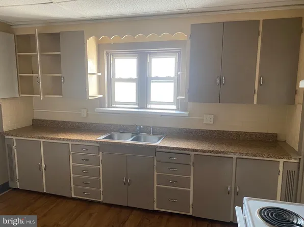 523 Walnut St, Lebanon, PA 17042