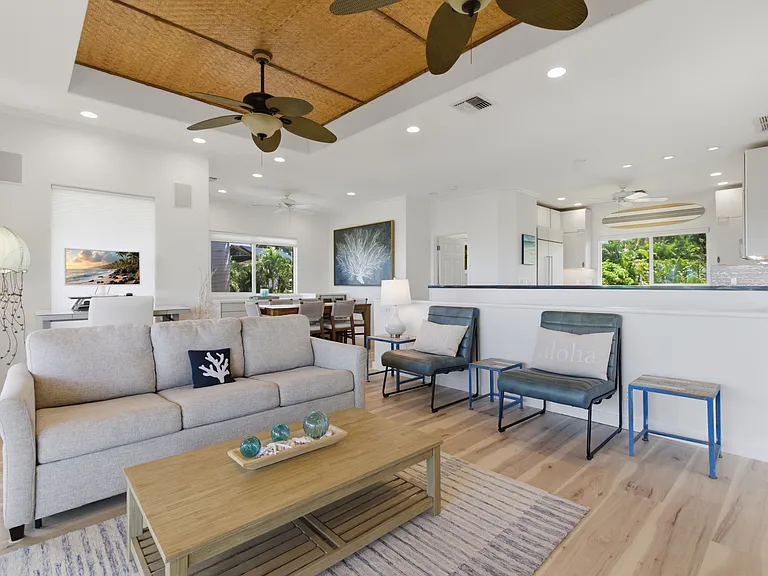 357 Kualono Pl — Photo 17