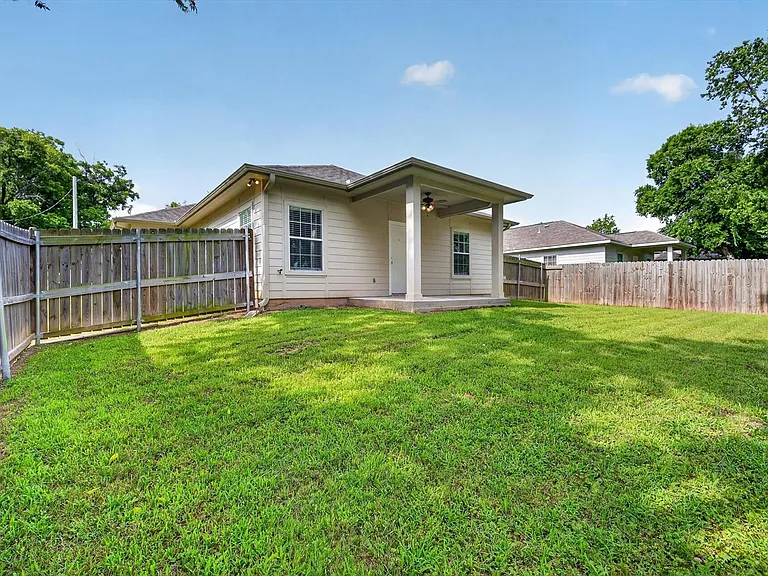 4404 Harris St — Photo 24