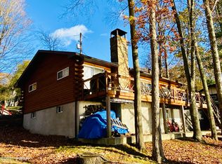 130 Maple St, Lakeville, PA 18438