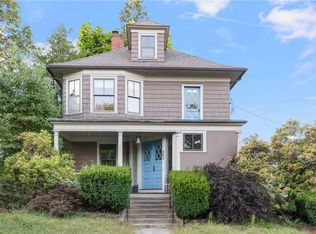 352 Lloyd Ave, Providence, RI 02906