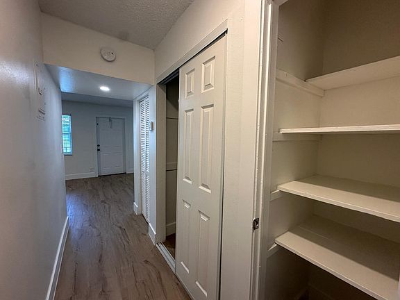 5th image of 2500 Johnson St #0