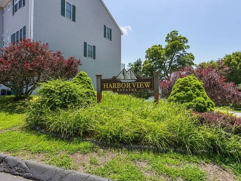 Harbor View Ln — Photo 7