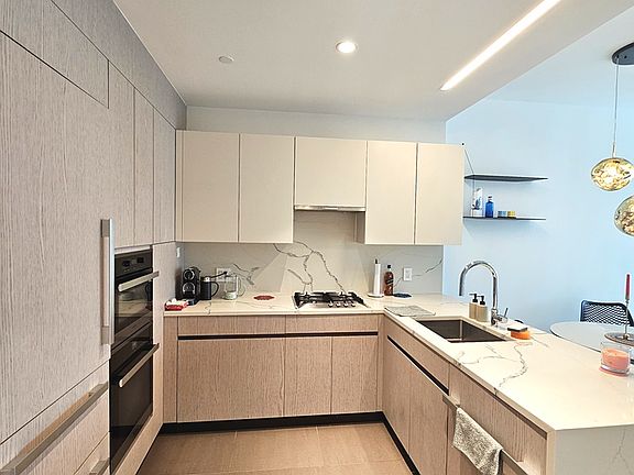 2nd image of 13327 39th Ave #3N