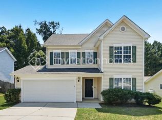 1505 Dexter Ridge Dr, Holly Springs, NC 27540