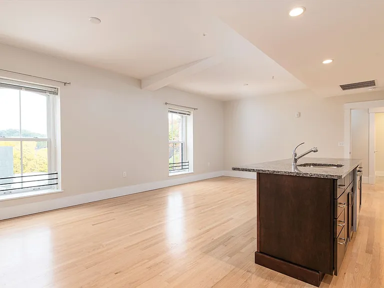 132 Main St #311 — Photo 12