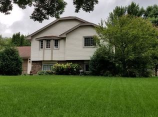 1702 129th Ln NW, Coon Rapids, MN 55448