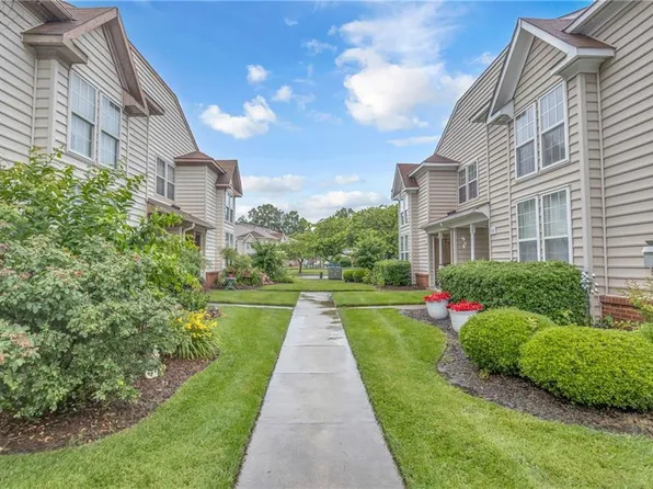 137 White Cedar Ln, Yorktown, VA 23693