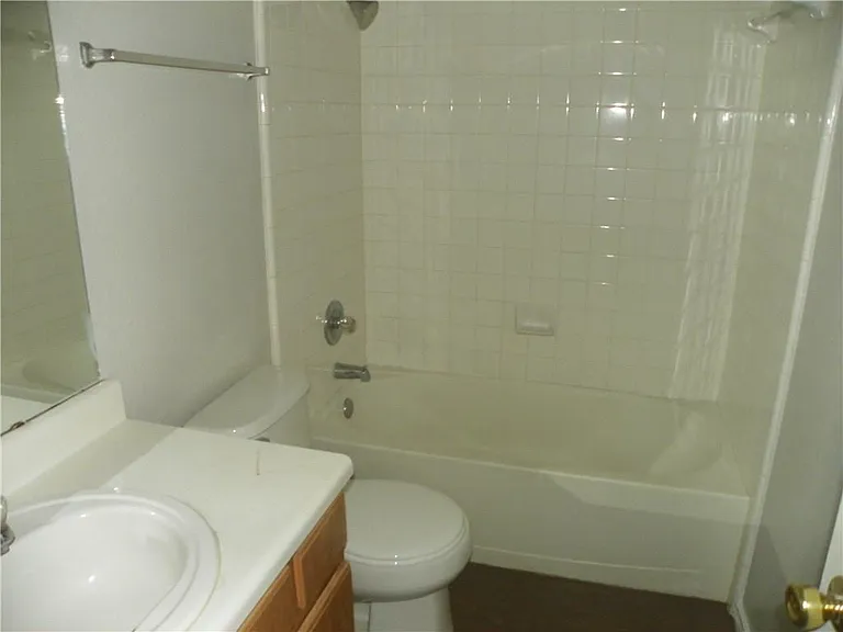 2221 Creekside Ln #A — Photo 13