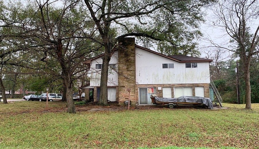1st image of 12510 Eastbrook Dr