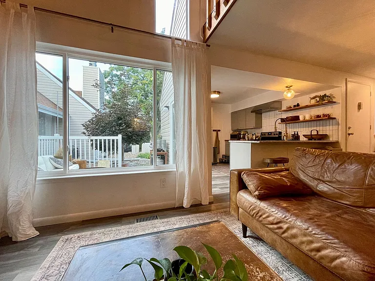 2479 S Xanadu Way #B — Photo 10