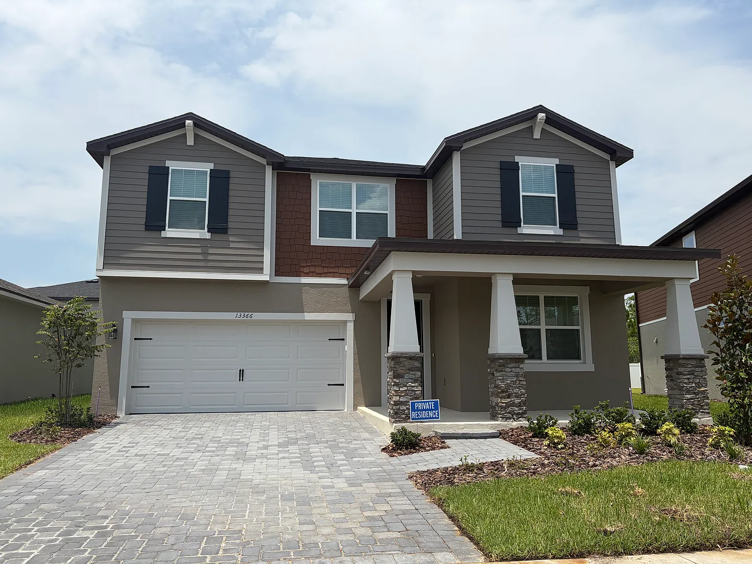 5 bed, 3.5 bath, 2582 sqft, $3,700 — Photo 1