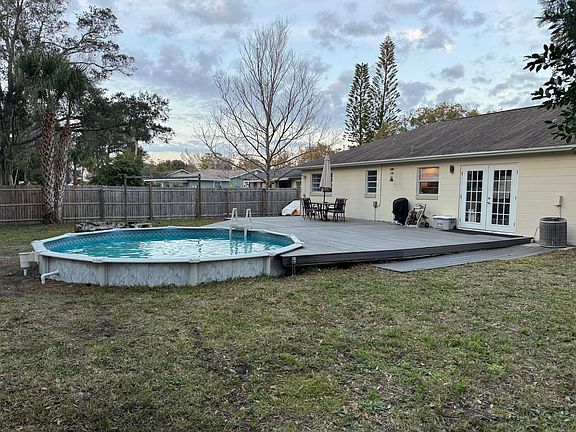 5th image of 1054 Alta Dr