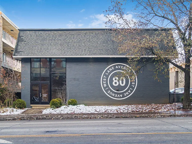 80 W. Lane Avenue — Photo 14