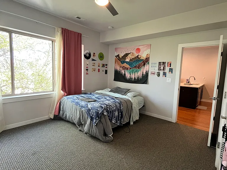 1608 Ridge Ave #401 — Photo 10