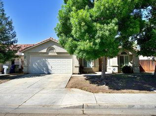 545 Quady Ln, Madera, CA 93637