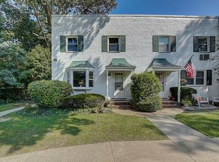 117 Manor Dr, Red Bank, NJ 07701